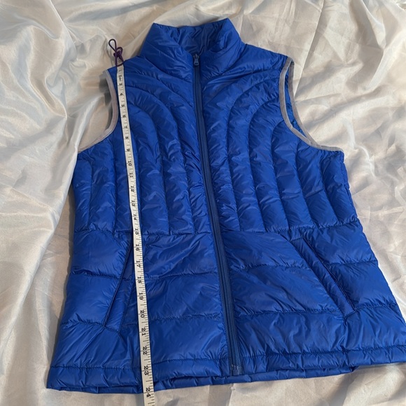 Be Inspired brand Down packable vest - Picture 6 of 7